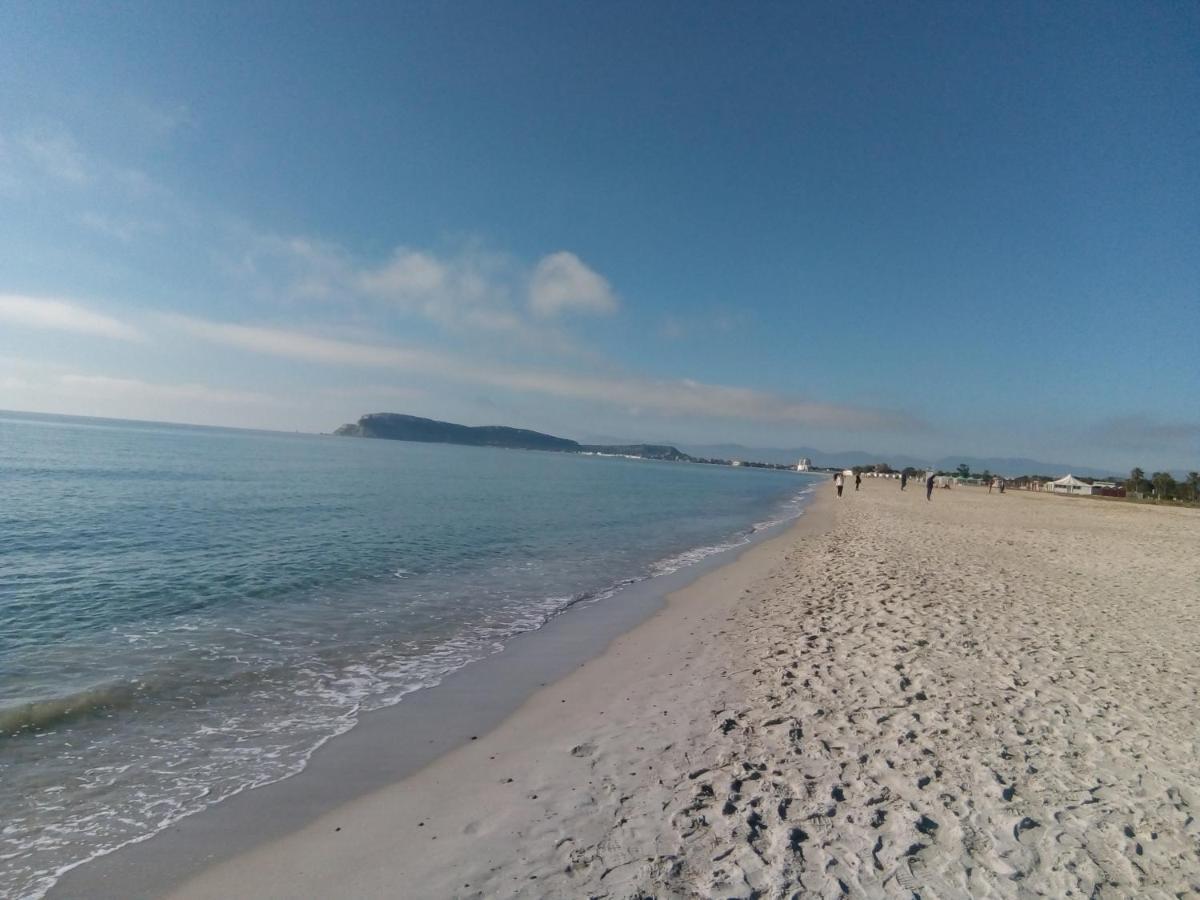Casa Vacanze Menta Fiorita Flumini di Quartu Bagian luar foto
