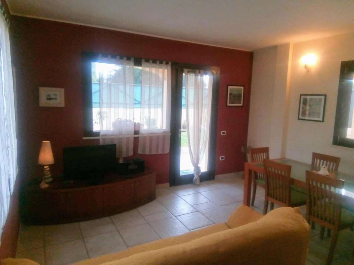Casa Vacanze Menta Fiorita Flumini di Quartu Bagian luar foto