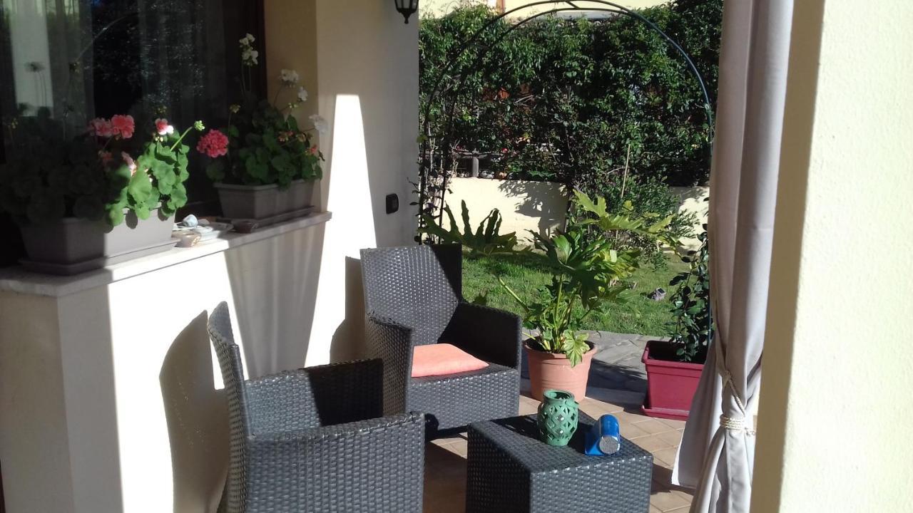 Casa Vacanze Menta Fiorita Flumini di Quartu Bagian luar foto