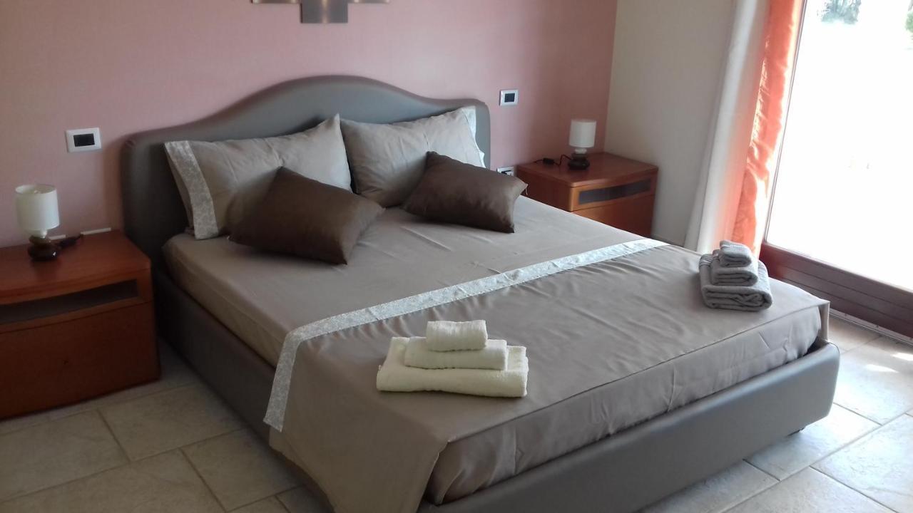 Casa Vacanze Menta Fiorita Flumini di Quartu Bagian luar foto